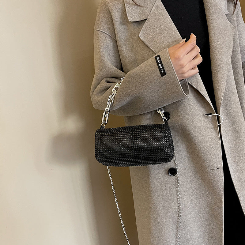 Damen Designer Handtasche mit glänzendem Obermaterial Nord Taschen