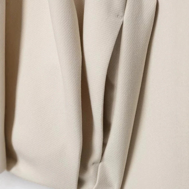 Damen Kurz geschnittener Boxy‑Blouson mit hohem Stehkragen und überschnittenen Ärmeln Nord Taschen