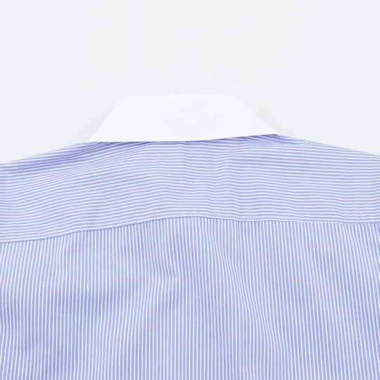 Damen Gestreifte Oversize-Bluse mit Kontrastkragen, Manschetten und Zierknotenverschlüssen Nord Taschen