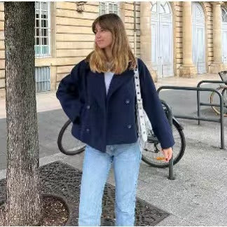 Damen Kurzer Boxy-Wollmix-Peacoat mit doppelreihiger Knopfleiste und aufgesetzten Taschen Nord Taschen