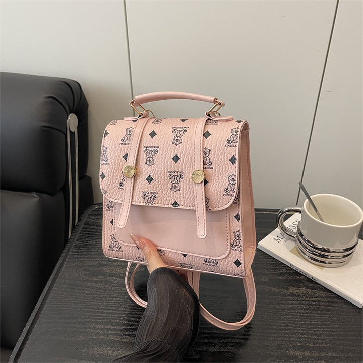 Damen Rucksackhandtasche mit verspieltem Anhänger Nord Taschen