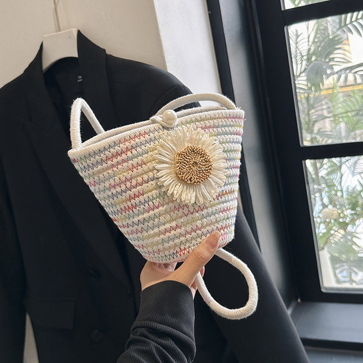 Damen Stofftasche mit floralem Design und einzigartigem Anhänger Nord Taschen