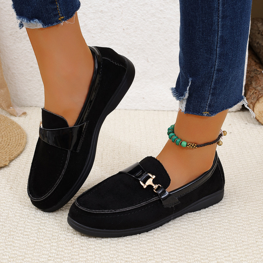 Damen nan elegante Veloursleder-Slipper mit dekorativer Metall-Hardware und flexibler Leichtlaufsohle Nord Taschen