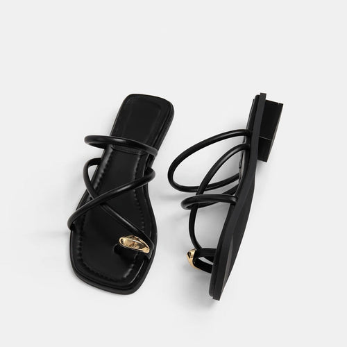 Damen Zehentrenner-Sandalen mit elegantem Riemendesign und goldfarbenem Akzent