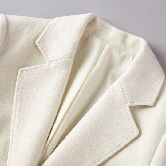 Damen Eleganter Wollblazer mit aufgesetzten Taschen Nord Taschen