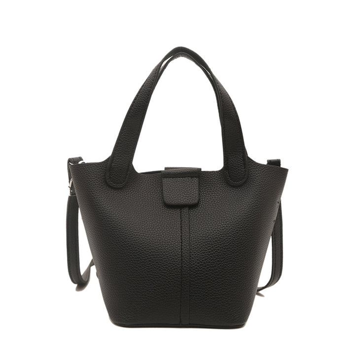 Damen Handtasche aus strukturiertem Kunstleder mit praktischem Magnetverschluss Nord Taschen