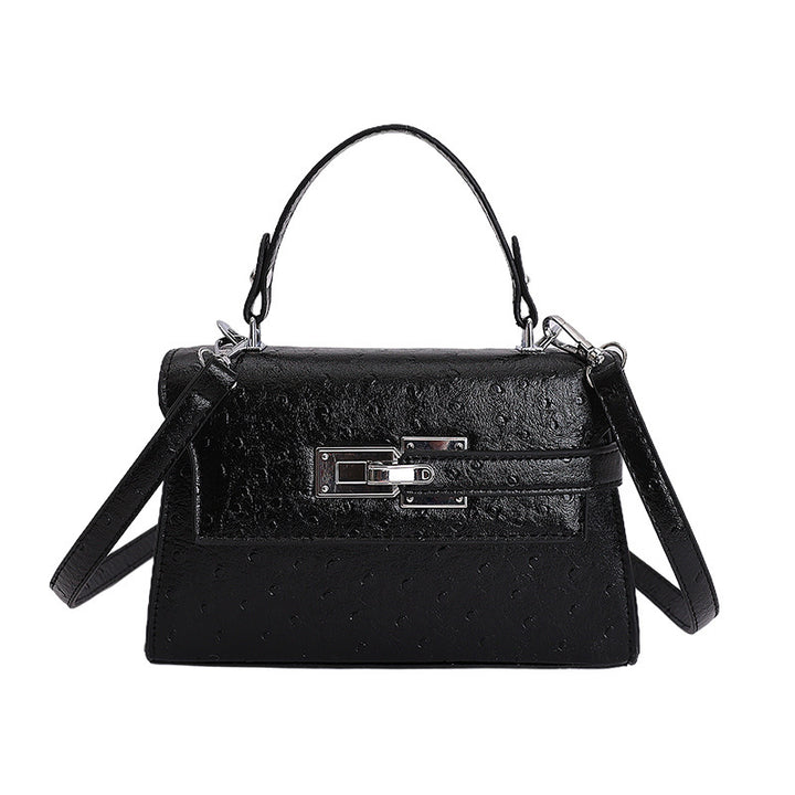 Damen Handtasche im eleganten Design mit niedlichem Anhänger Nord Taschen