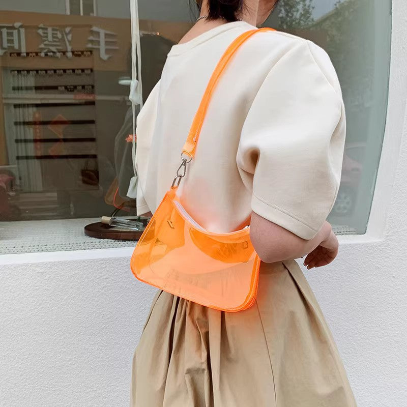 Damen Umhängetasche mit elegantem Schnitt und praktischem Schulterriemen Nord Taschen