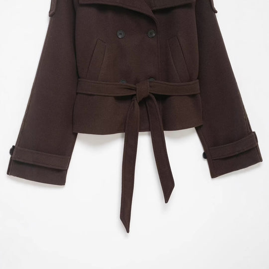 Damen Cropped Wollmix‑Kurzmantel mit hohem Stehkragen, Epauletten und Taillengürtel Nord Taschen