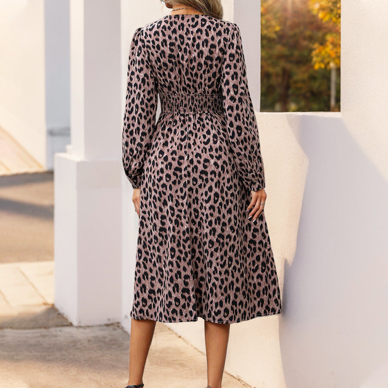 Damen Midikleid im Wickelstil mit taillierter Schnittführung, V‑Ausschnitt und langem Ärmel Nord Taschen