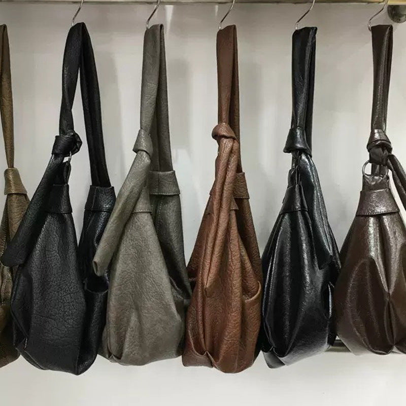 Damen trendige Umhängetasche mit weich gefaltetem Design und verstellbarem Schulterriemen Nord Taschen
