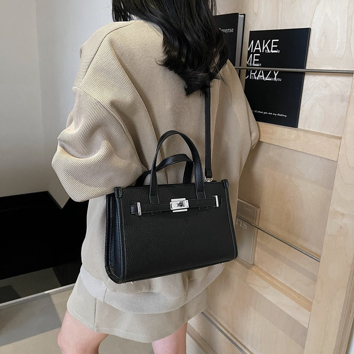 Damen Handtasche mit elegantem Design von | Nord Taschen