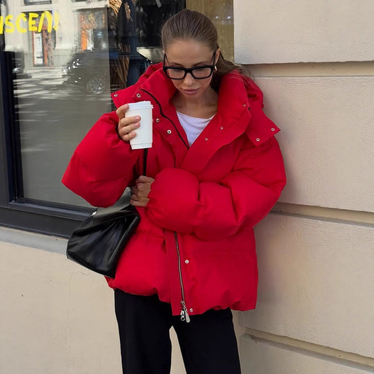 Damen Kurz geschnittene Stepp-Winterjacke mit hoher Kragenkapuze und wattierter Thermofütterung Nord Taschen