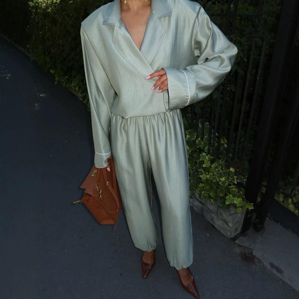 Damen Satin-Zweiteiler mit Wickelbluse, weiten Hosen und elastischem Bund Nord Taschen