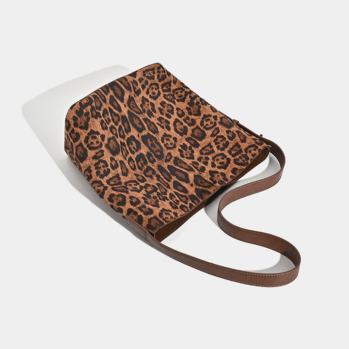 Damen Umhängetasche aus weichem Wildleder Nord Taschen