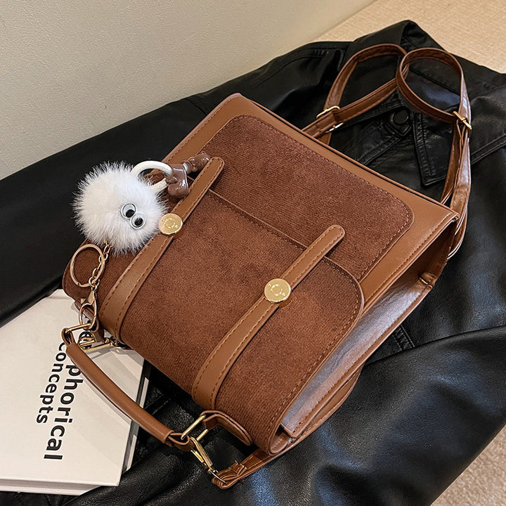 Damen elegante Handtasche mit strukturiertem Obermaterial und hochwertigem Velours Nord Taschen