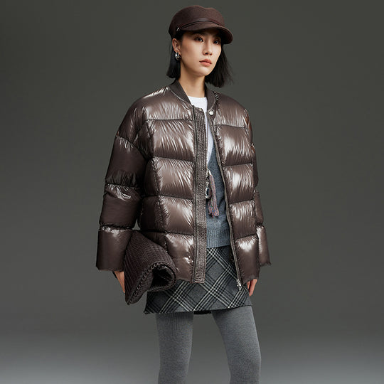 Damen Kurze gestepptte Daunenjacke mit glänzender Shell und Boxy-Silhouette Nord Taschen