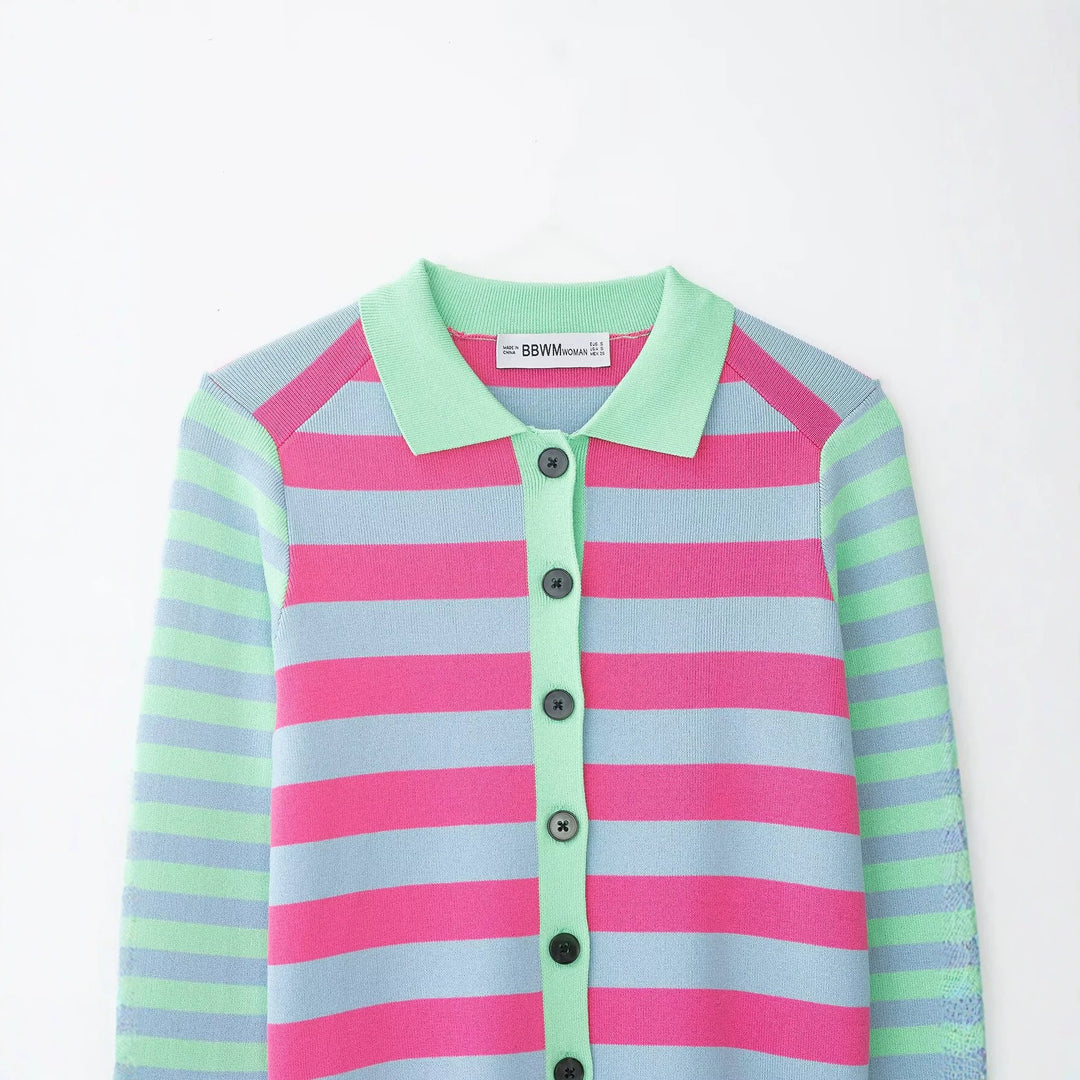 Damen Gestreifte Kurzjacke-Cardigan mit Polokragen und Knopfleiste Nord Taschen