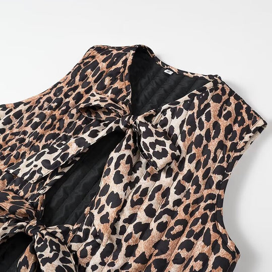 Damen Ärmelloses Satin-Blusentop mit Leoprint und doppelter Schleifenfront Nord Taschen
