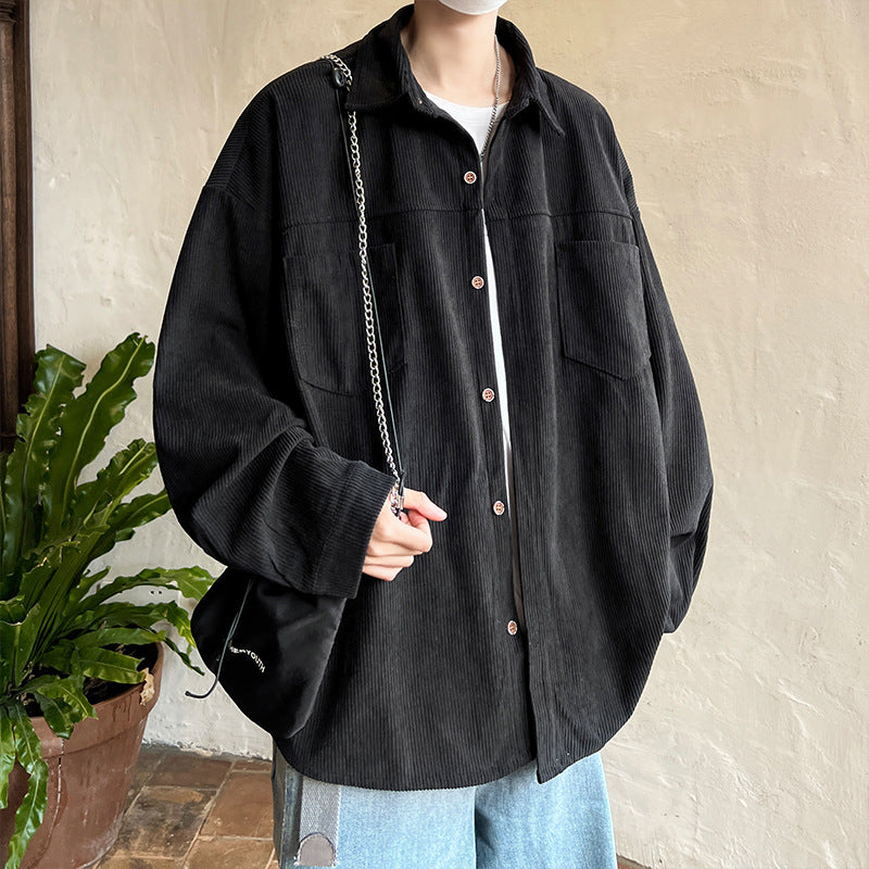 Herren oversized Kordhemdjacke mit aufgesetzten Brusttaschen, abgerundetem Saum und lockerer Silhouette Nord Taschen