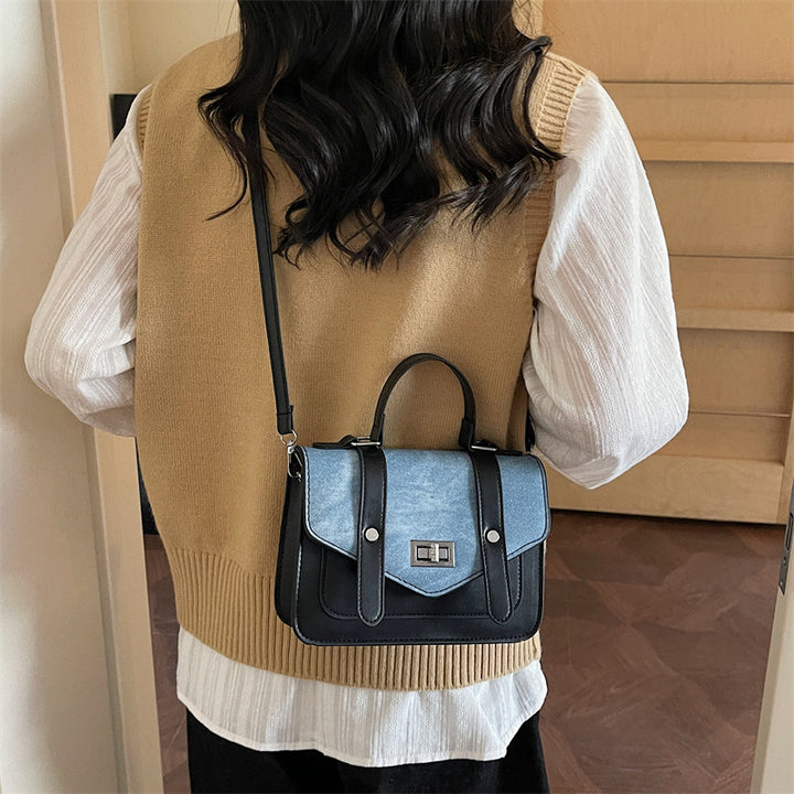 Damen Schultertasche mit strukturiertem Design und abnehmbarem Henkel Nord Taschen