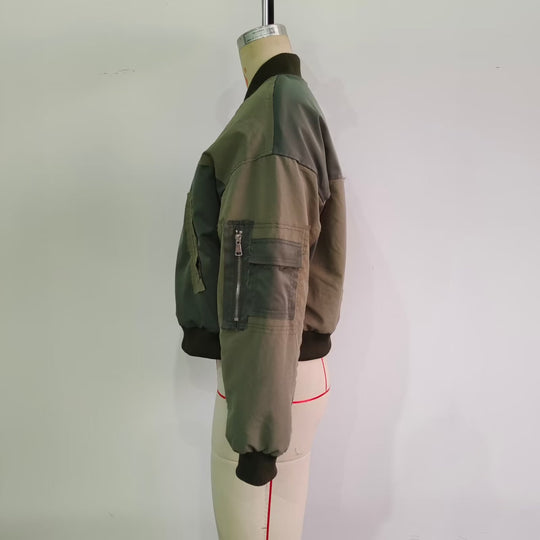 Damen Kurze Oversize-Bomberjacke mit Utility-Taschen und Rippbündchen Nord Taschen