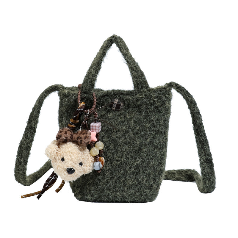 Damen kuschelige Filztasche mit verspieltem Anhänger Nord Taschen