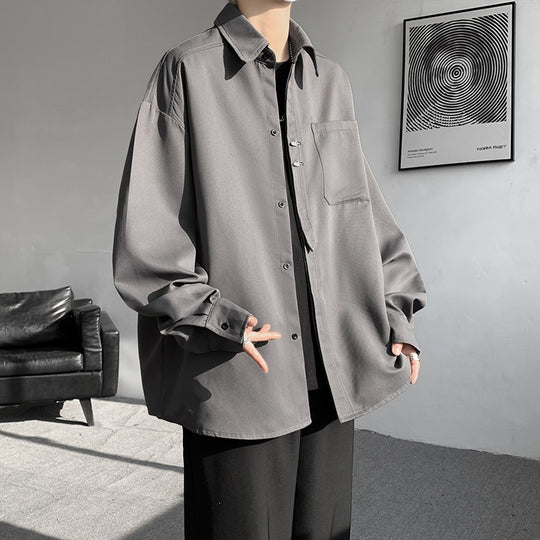 Unisex Oversize Hemdjacke im minimalistischen Utility-Look mit Brusttasche und verdeckter Knopfleiste Nord Taschen