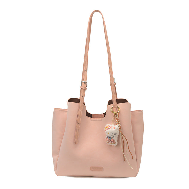 Damen elegante Shopper Tasche mit abnehmbarem Plüschanhänger Nord Taschen