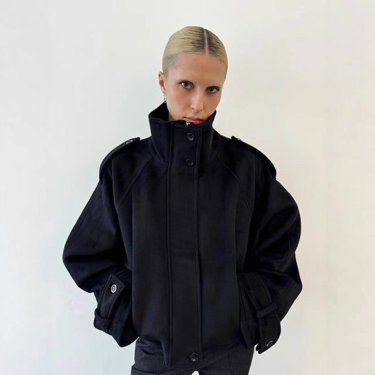 Damen Oversized Woll-Cropped-Jacke mit hohem Stehkragen und Ballonärmeln Nord Taschen