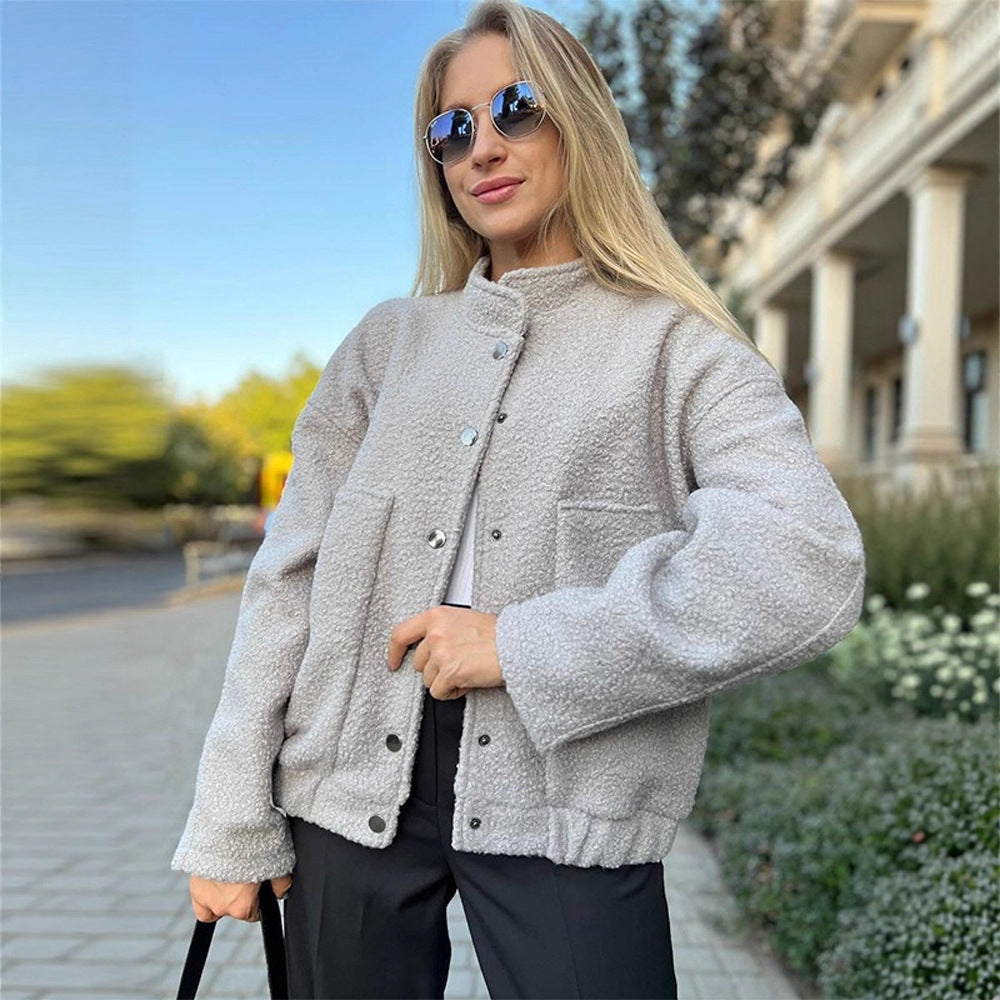 Damen Teddy-Fleece Bomberjacke im Boxy-Cut mit Druckknopfverschluss und aufgesetzten Taschen Nord Taschen