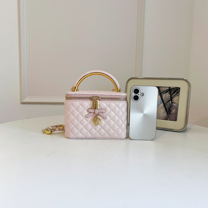Damen elegante Handtasche mit luxuriösem Kettenakzent Nord Taschen
