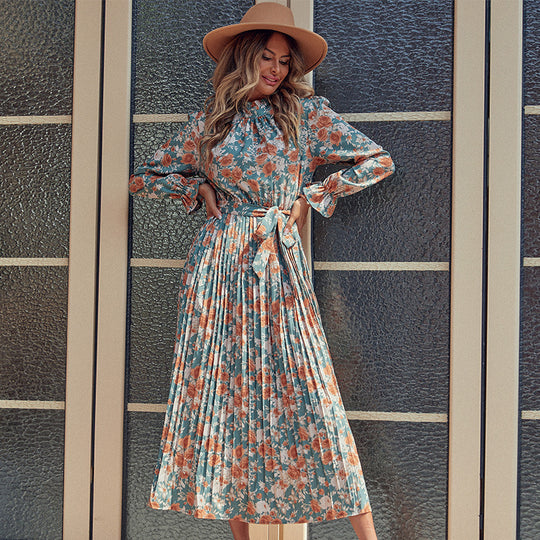 Damen Elegantes Plisseekleid mit Blumenprint, Raffung am Kragen und Bindegürtel Nord Taschen