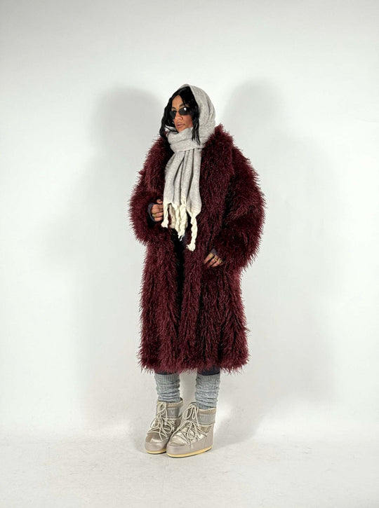 Damen Maxilanger Kunstpelzmantel mit langflorigem Hochflor und Oversize-Silhouette Nord Taschen