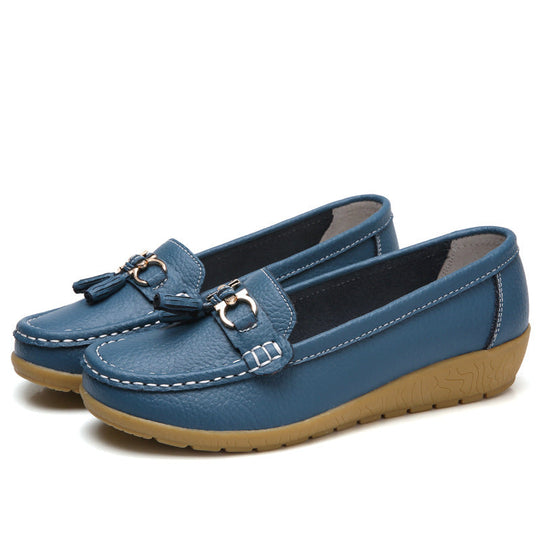 Damen Mokassins mit ornamentaler Schnalle und weicher Sohle