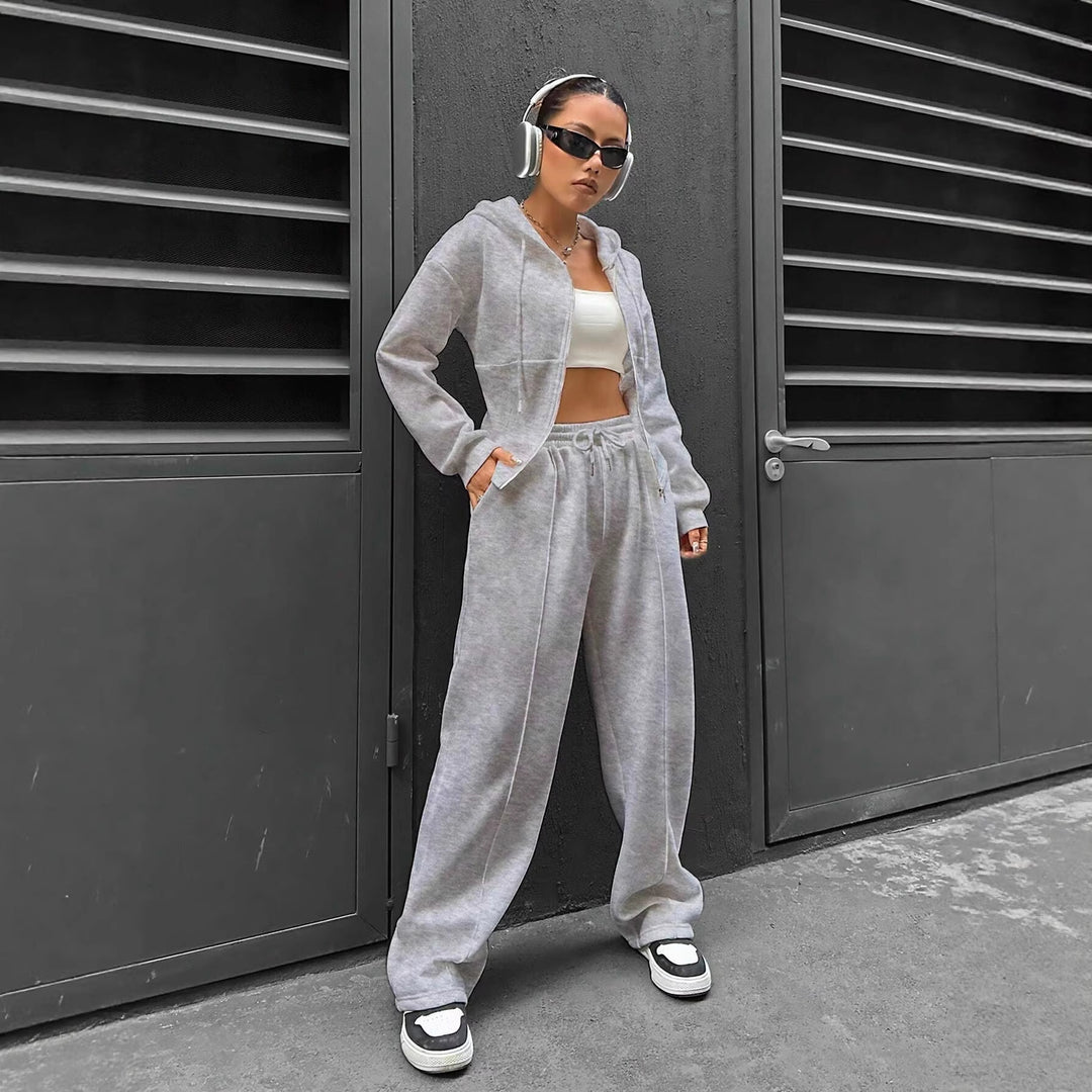 Damen Loungewear-Set mit taillierter Kapuzenjacke und weiter Fleece-Joggingshose Nord Taschen