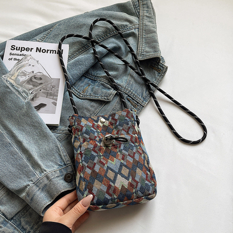 Damen praktische Umhängetasche mit stilvollem Muster Nord Taschen