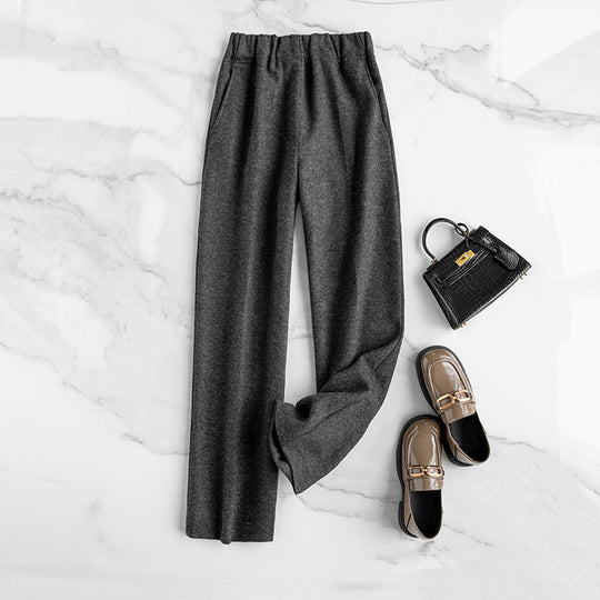 Damen Bequeme und stylische Stoffhose Nord Taschen