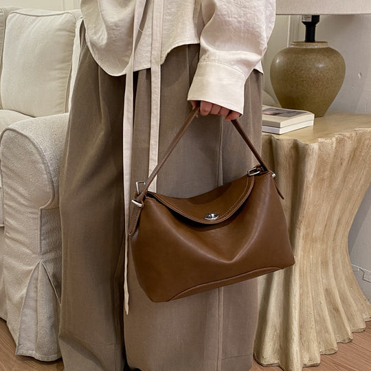 Damen Handtasche mit flexiblem Riemen und elegantem Design Nord Taschen
