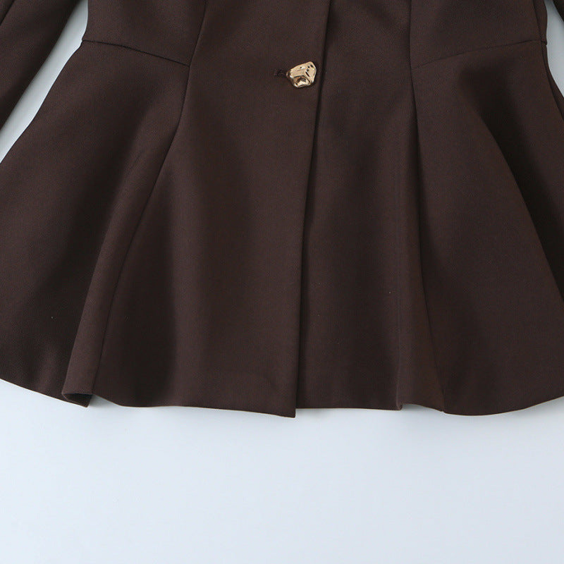 Damen Taillierter Blazer mit Schößchen, Reverskragen und Wiener Nähten Nord Taschen