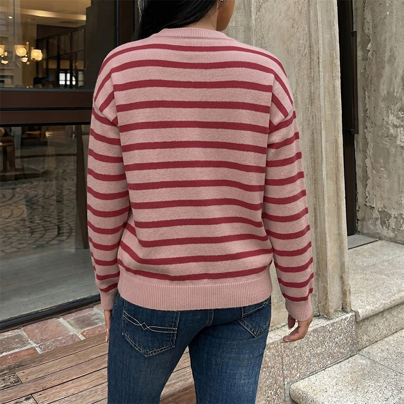 Damen Gestreifte Feinstrick-Button-Cardigan mit Rundhalsausschnitt und tailliertem Bund Nord Taschen