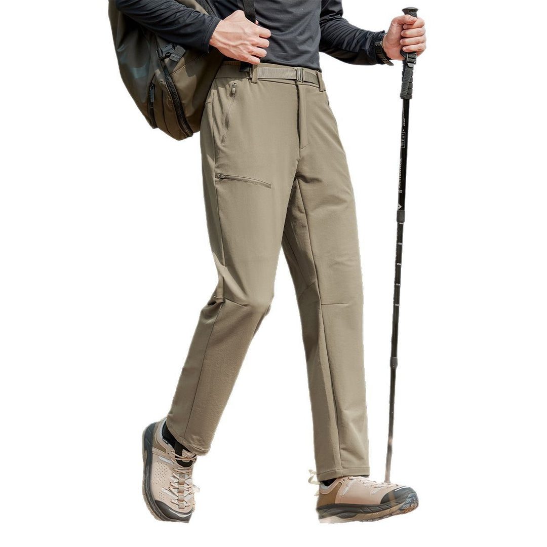 Herren Softshell-Trekkinghose mit Stretch, wasserabweisenden Reißverschlusstaschen und verstellbarem Bund Nord Taschen