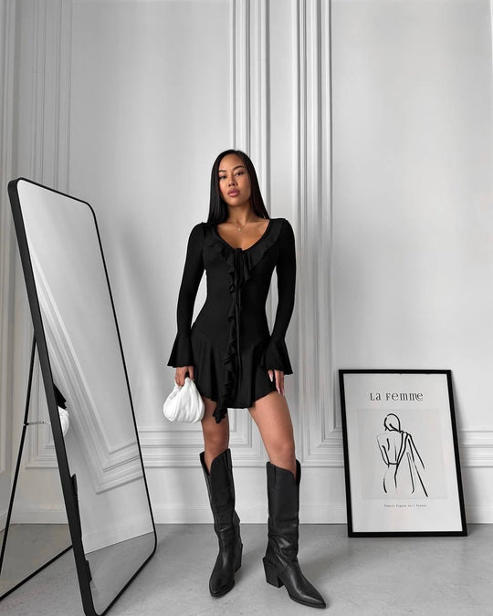 Damen Figurbetontes Rüschen‑Minikleid mit V‑Ausschnitt, Bindeband und Glockenärmeln Nord Taschen