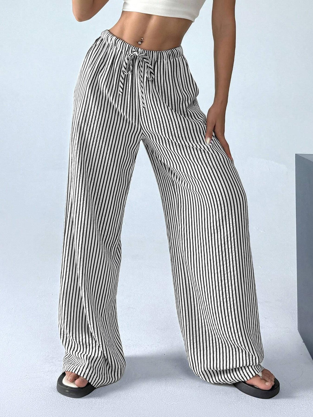 Damen Weite Highwaist-Hose mit Tunnelzug Streifen-Leinenoptik und Eingrifftaschen Nord Taschen