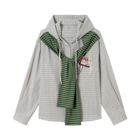 Damen Oversize Hemdjacke mit Kapuze, angenähtem Strickschal und Brustpatch Nord Taschen