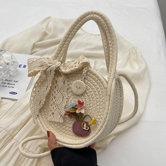 Damen Welleneffekt Slingtasche mit dekorativen Blumenapplikationen Nord Taschen