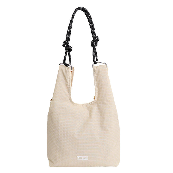 Damen geflochtene Hobo-Tasche mit strukturiertem Design und komfortablem Schultertragegurt Nord Taschen