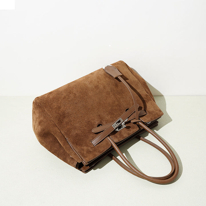 Damen großzügige Wildleder-Handtasche mit innovativem Verschluss Nord Taschen