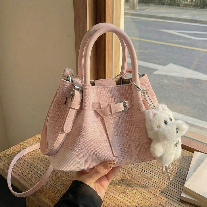 Damen Mini-Handtasche mit modernen Akzenten und praktischem Innenorganizer Nord Taschen