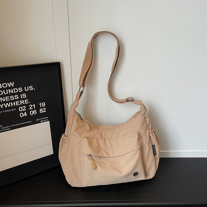 Damen Umhängetasche mit praktischen Fächern Nord Taschen